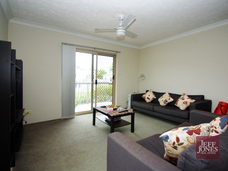 2/2 Gustavson Street, Annerley QLD 4103