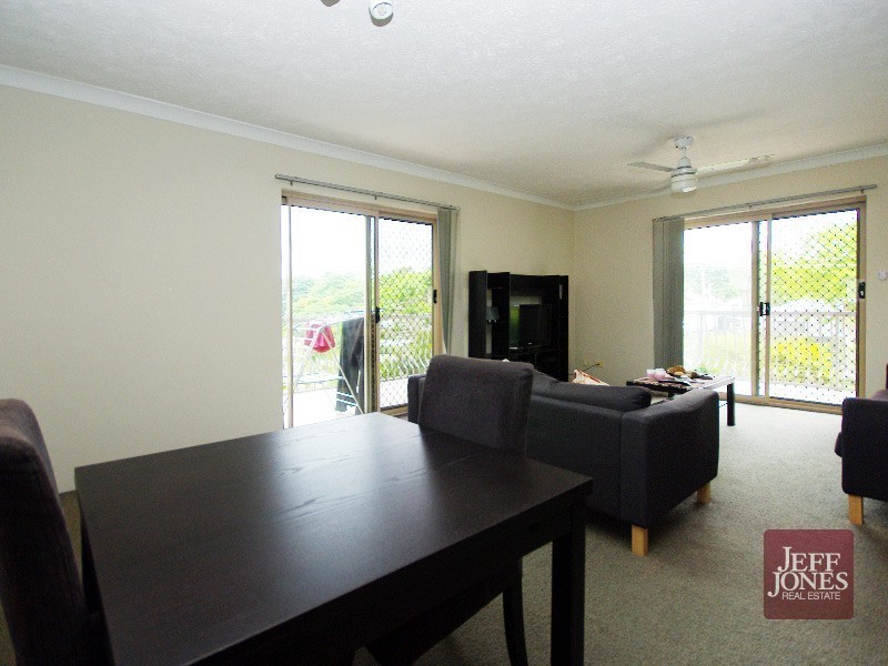 2/2 Gustavson Street, Annerley QLD 4103