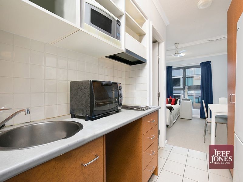 902/188 Shafston Avenue, Kangaroo Point QLD 4169