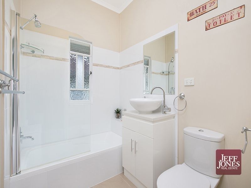 84 Ridge Street, Greenslopes QLD 4120