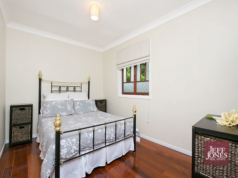 84 Ridge Street, Greenslopes QLD 4120