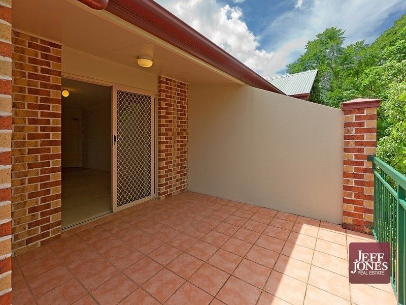 5/11 Ellis Street, Greenslopes QLD 4120