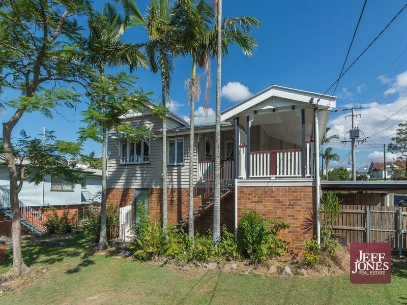 74 Waverley Road, Annerley QLD 4103