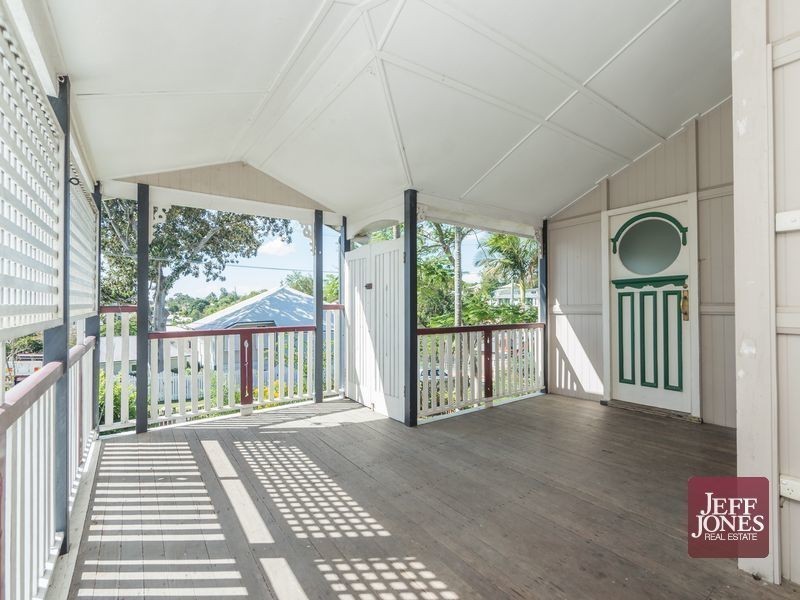 74 Waverley Road, Annerley QLD 4103