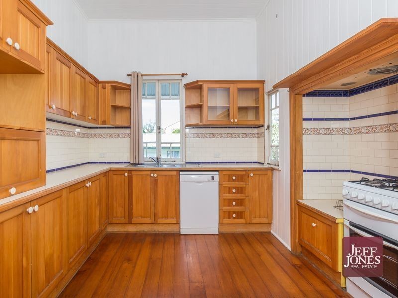 74 Waverley Road, Annerley QLD 4103