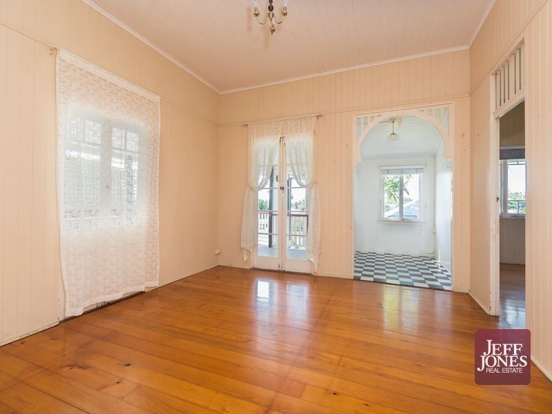 74 Waverley Road, Annerley QLD 4103