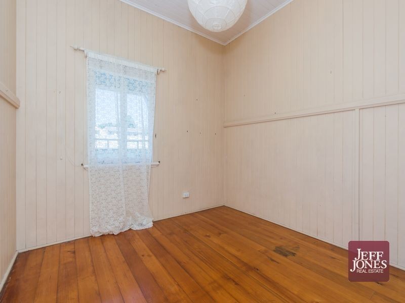 74 Waverley Road, Annerley QLD 4103