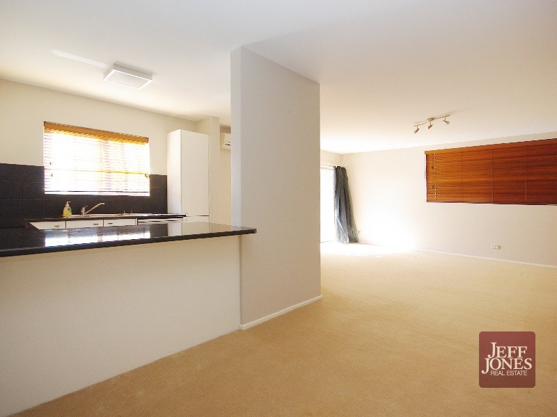 1/158 Old Cleveland Road, Coorparoo QLD 4151