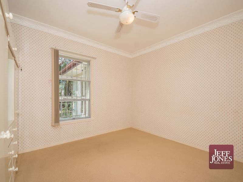 34 Octantis Street, Coorparoo QLD 4151