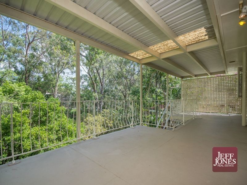 34 Octantis Street, Coorparoo QLD 4151