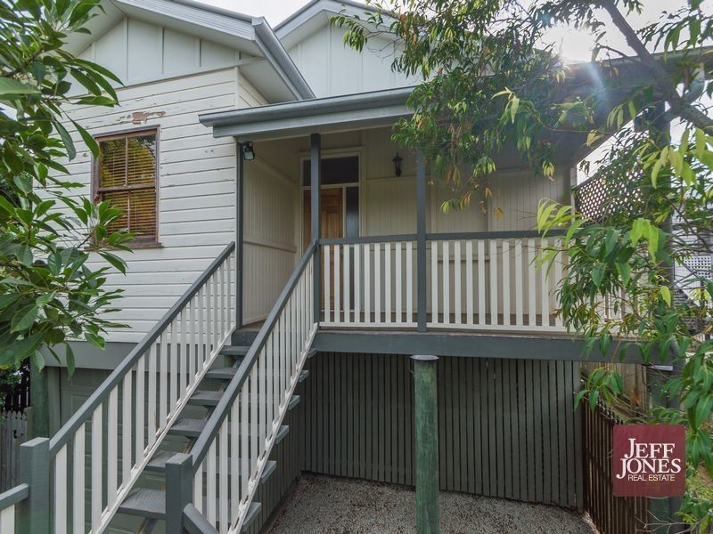 91 Earl Street, Greenslopes QLD 4120