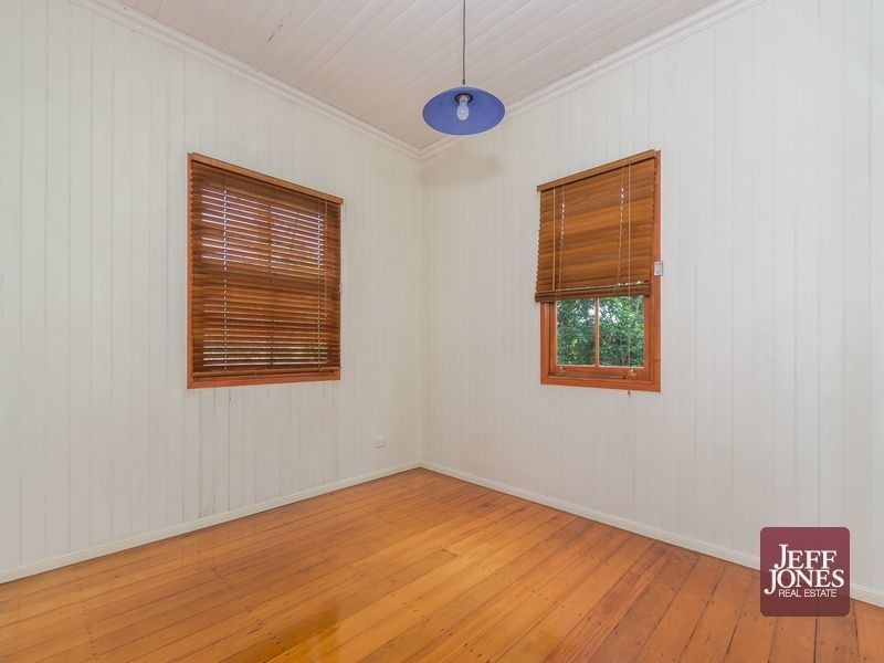 91 Earl Street, Greenslopes QLD 4120