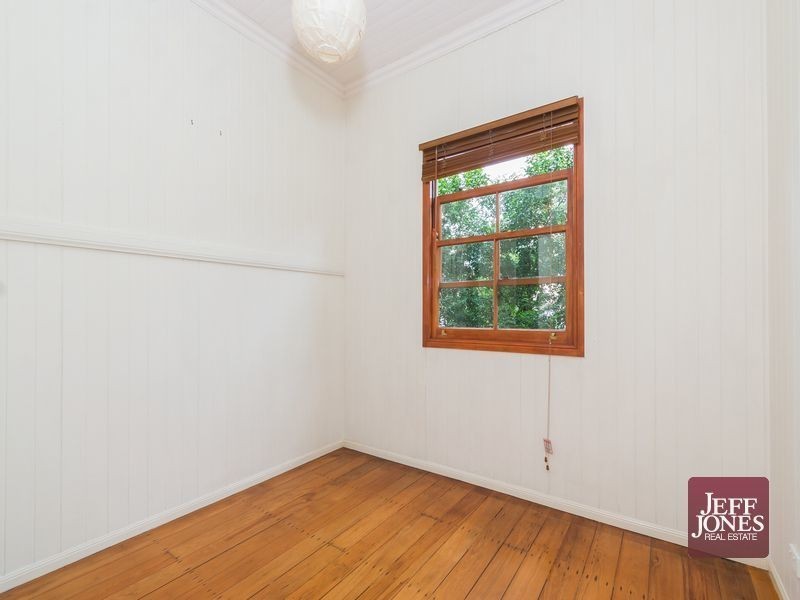 91 Earl Street, Greenslopes QLD 4120