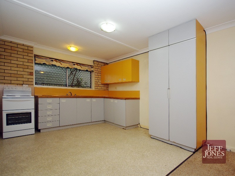 1/110 Ekibin Road, Annerley QLD 4103