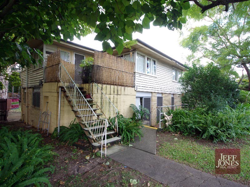 1/110 Ekibin Road, Annerley QLD 4103