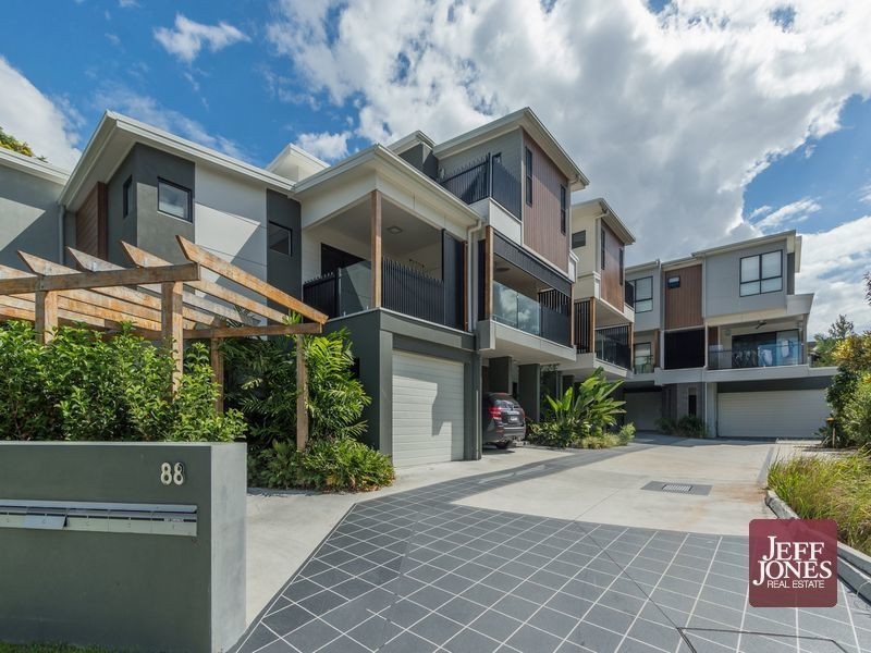 4/88 York Street, Coorparoo QLD 4151