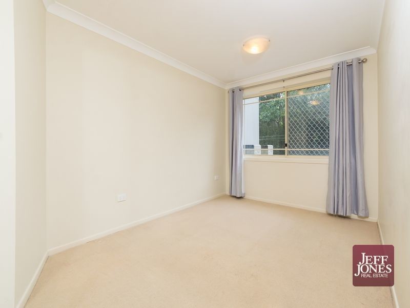 4/8 Gordon Street, Greenslopes QLD 4120