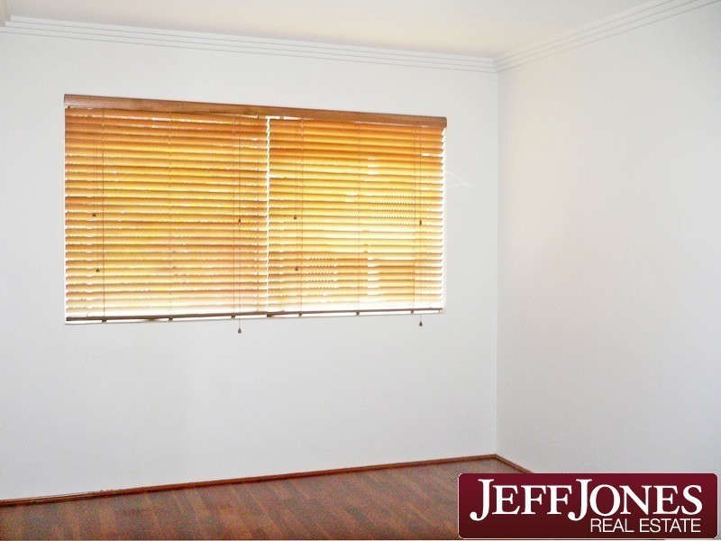 2/81 Kitchener Street, Coorparoo QLD 4151