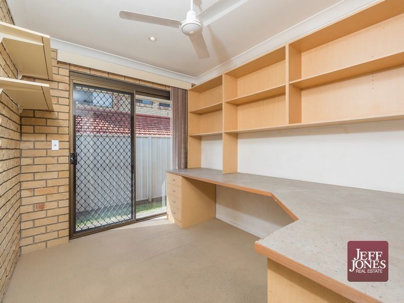 22 Ham Road, Mansfield QLD 4122