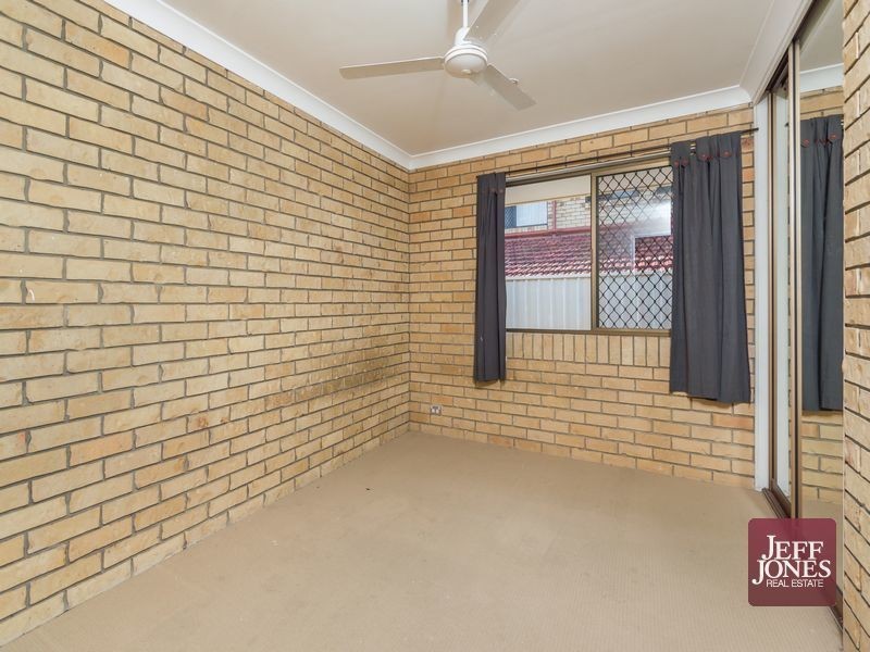 22 Ham Road, Mansfield QLD 4122