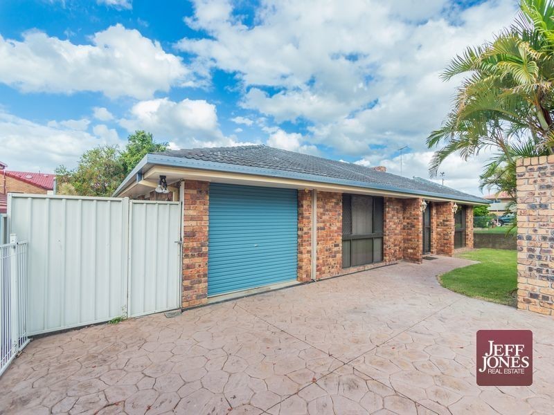 22 Ham Road, Mansfield QLD 4122