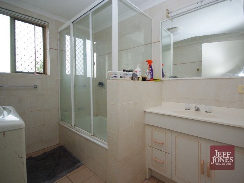 5/2 Gustavson Street, Annerley QLD 4103