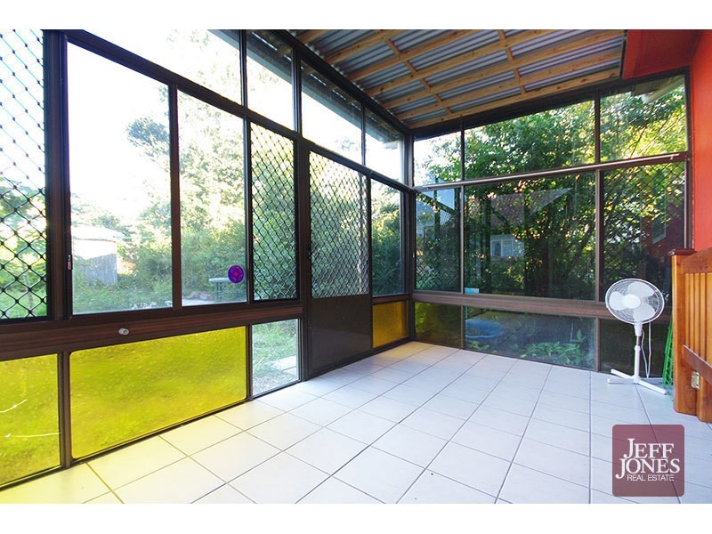 38 Lake Street, Yeronga QLD 4104