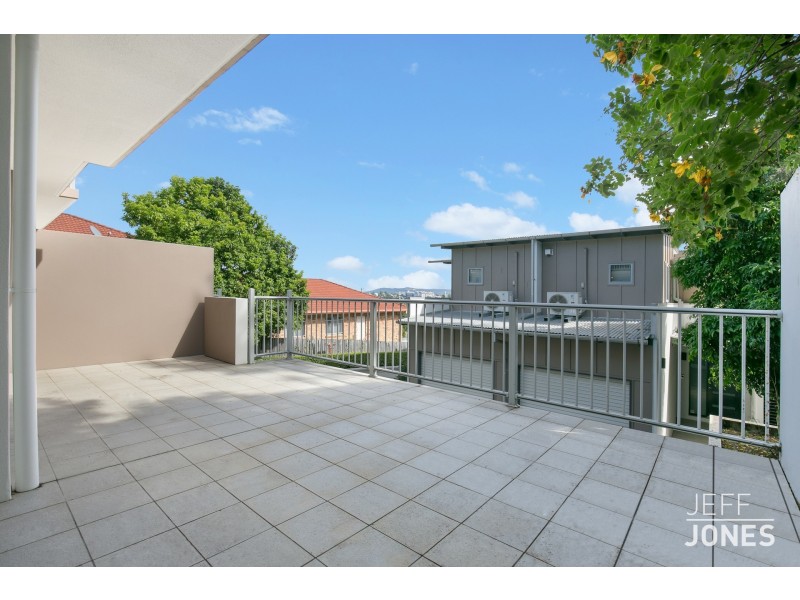 3/77 Douglas Street, Greenslopes QLD 4120