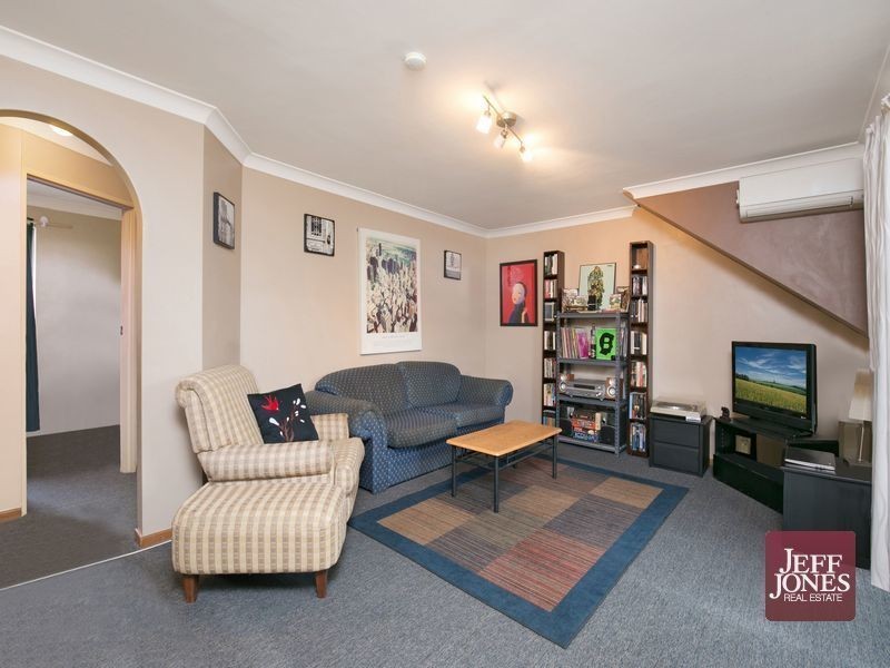 1/1 Jubilee Street, Greenslopes QLD 4120