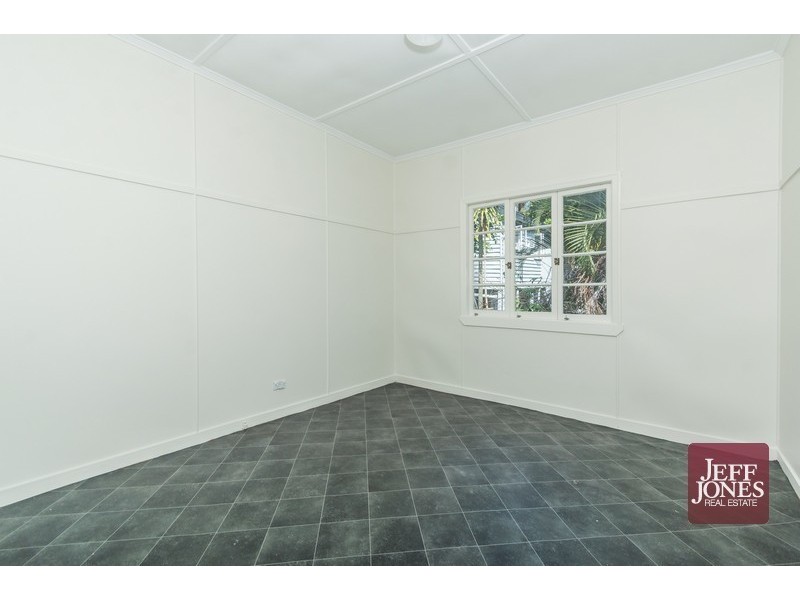 38 Raby Road, Coorparoo QLD 4151