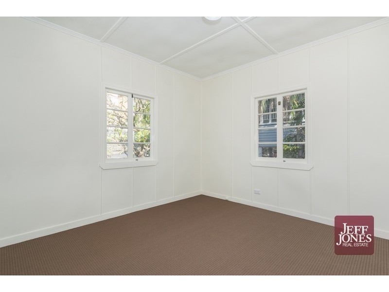 38 Raby Road, Coorparoo QLD 4151