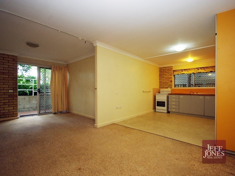1/110 Ekibin Road, Annerley QLD 4103
