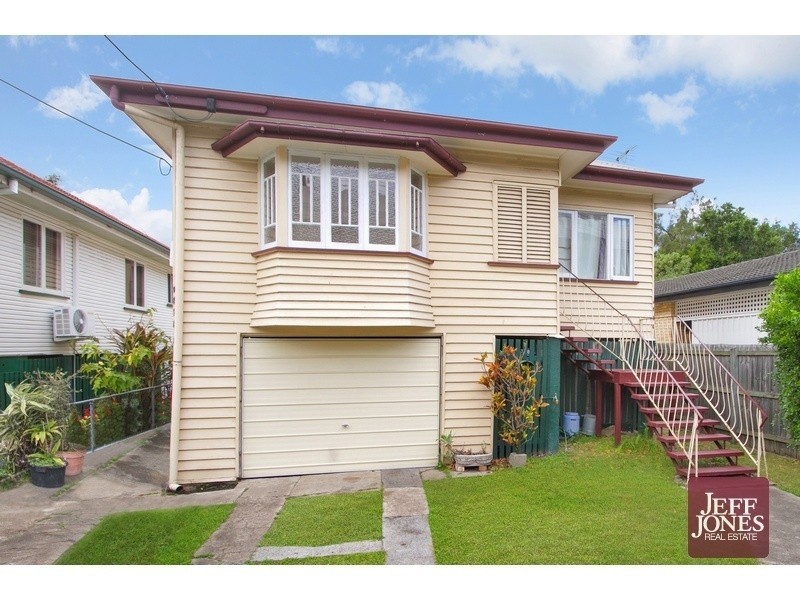 22 Marquis Street, Greenslopes QLD 4120
