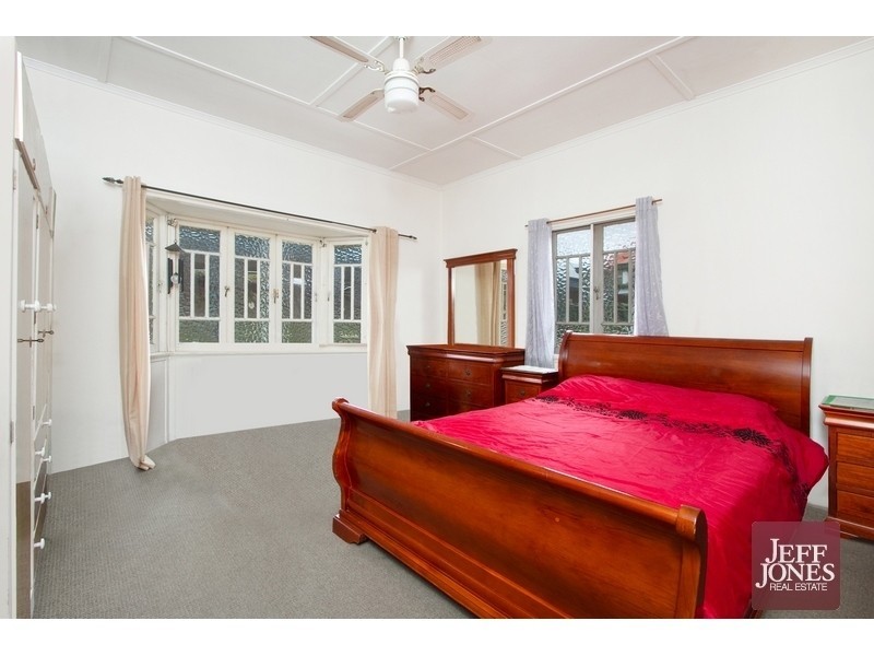 22 Marquis Street, Greenslopes QLD 4120