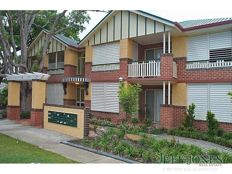 B1/52 Baron Street, Greenslopes QLD 4120