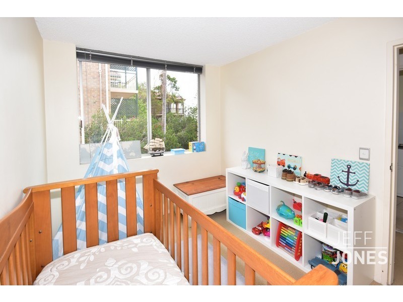 2/31 St Leonards Street, Coorparoo QLD 4151