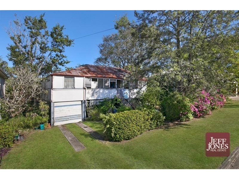 113 Morehead Avenue, Norman Park QLD 4170