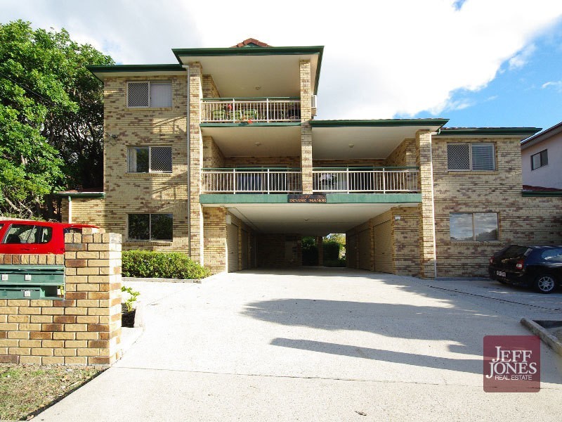 4/27 Vine Street, Greenslopes QLD 4120