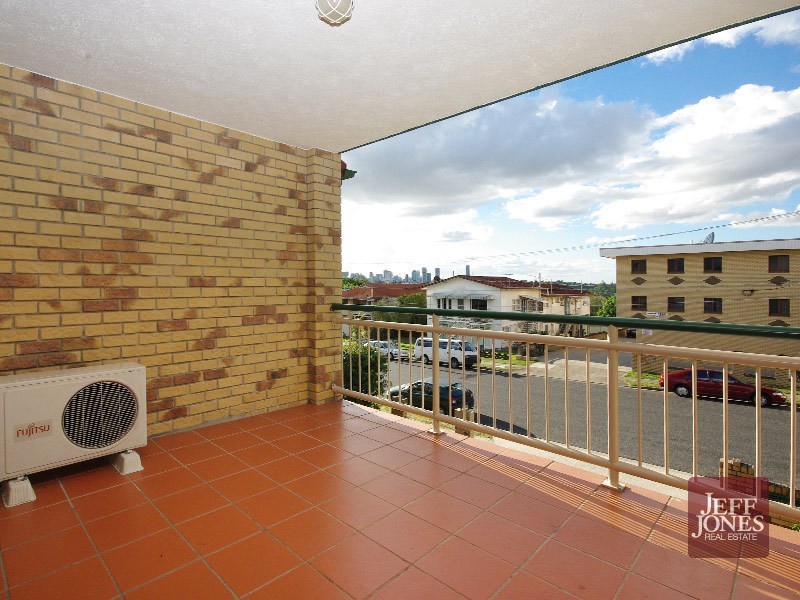 4/27 Vine Street, Greenslopes QLD 4120