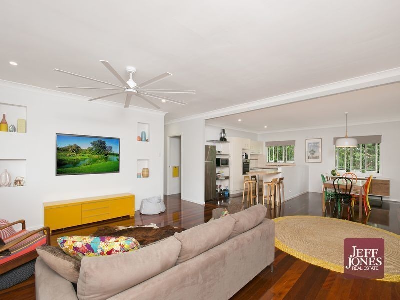 9 Newdegate Street, Greenslopes QLD 4120