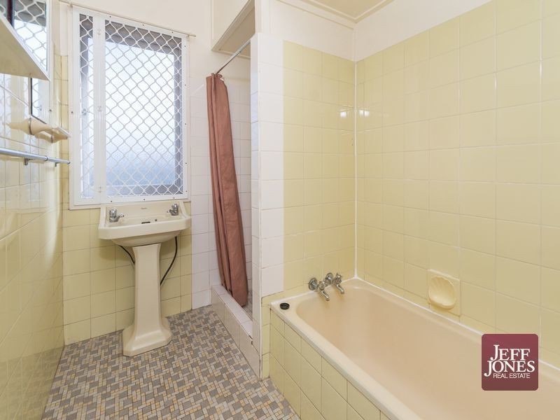 55 Camelot Street, Tennyson QLD 4105