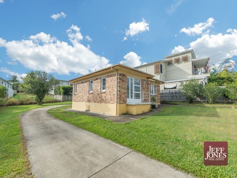 55 Camelot Street, Tennyson QLD 4105