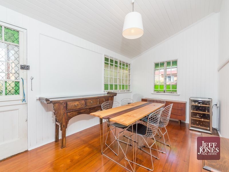 16 Somervell Stree, Annerley QLD 4103