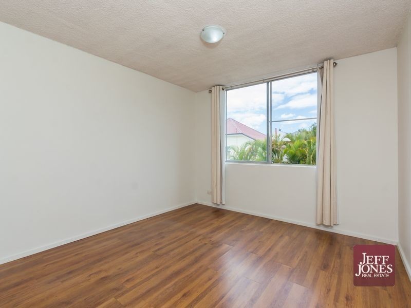 3/33 Ellis Street, Greenslopes QLD 4120