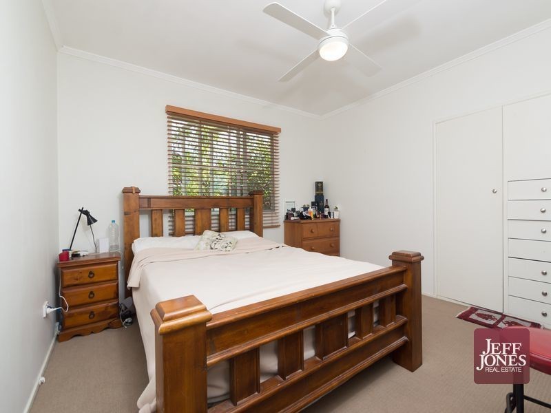 40 Chater Street, Carina QLD 4152