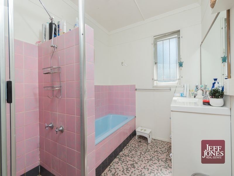 40 Chater Street, Carina QLD 4152