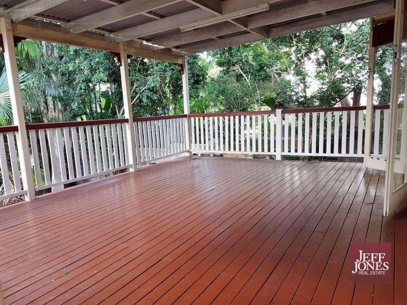 20 Sackville Street, Greenslopes QLD 4120