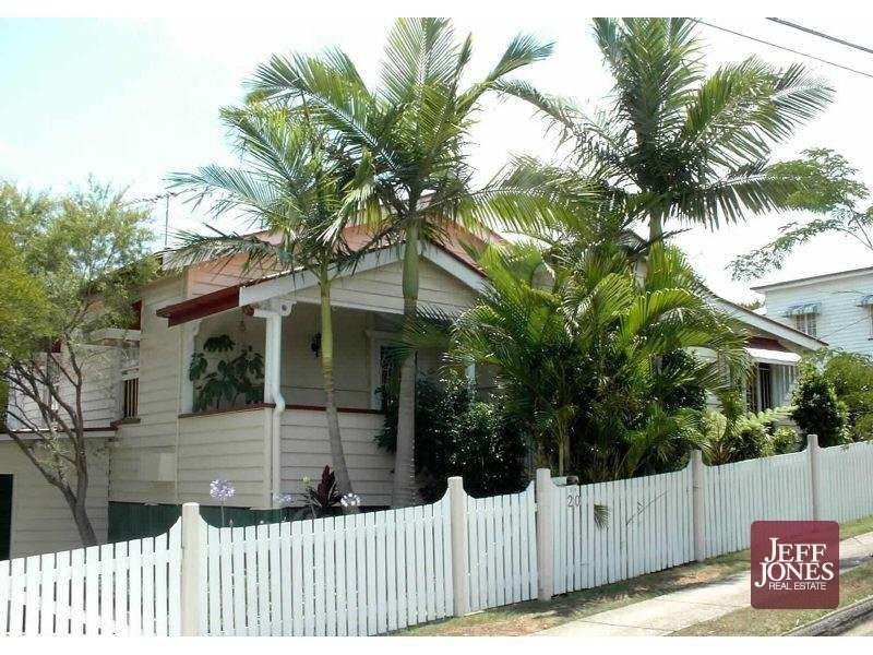 20 Sackville Street, Greenslopes QLD 4120