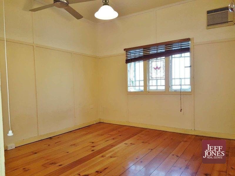 20 Sackville Street, Greenslopes QLD 4120
