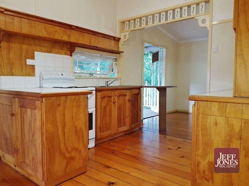 20 Sackville Street, Greenslopes QLD 4120